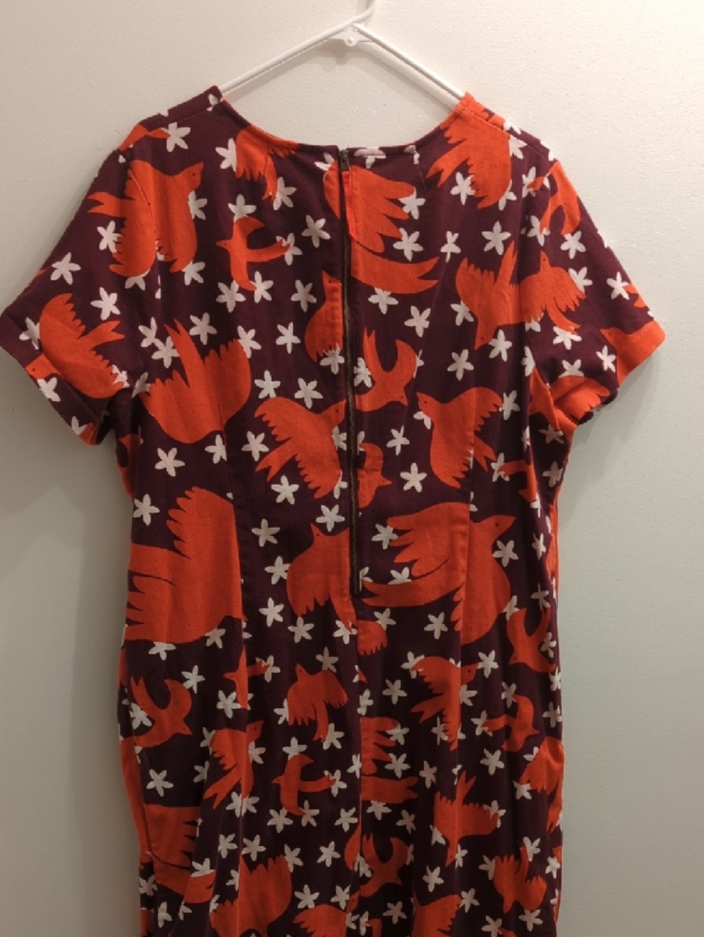 Boden Short Sleeve Shift Dress in Burgundy with Red Bird Print, Women's US 18L - Picture 5 of 6
